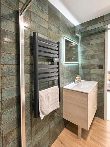 L'Émeraude, Cozy and air-conditioned, 1 bedroom apartment