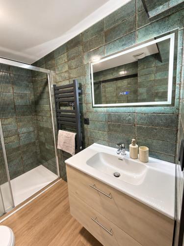 L'Émeraude, Cozy and air-conditioned, 1 bedroom apartment