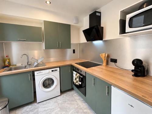 Le Férétra, Modern, air-conditioned one-bedroom apartment