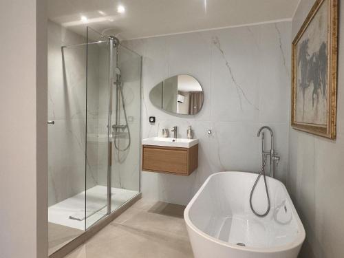 Nadia 3BDR-3Bath 5min Palais