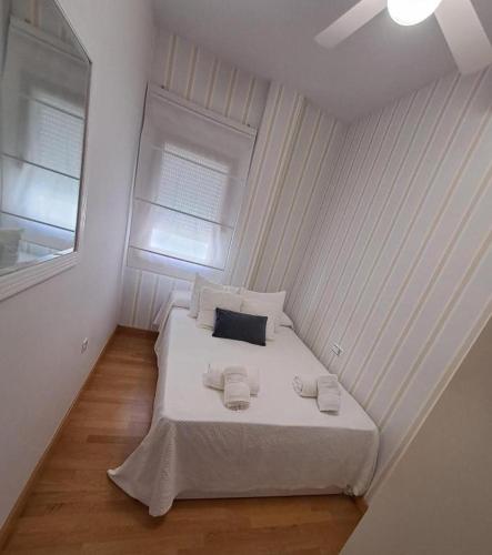 Central Malaga - 2 Bedrooms and Rooftop Pool