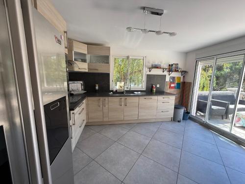 Maison au calme avec jardin et piscine Saint Raphaël