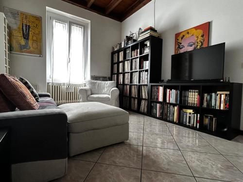 Casa De Sanctis Milano Navigli