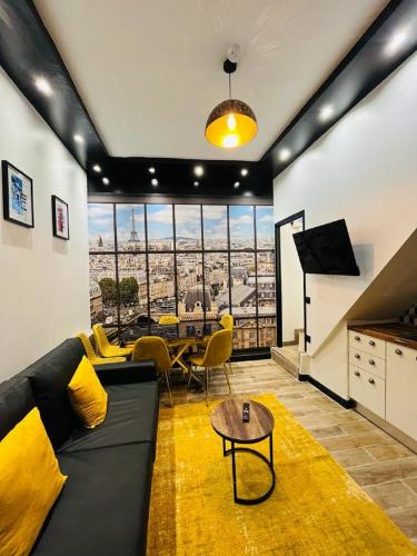UrbanFlat 160 - Secured Designer Triplex in Central Paris