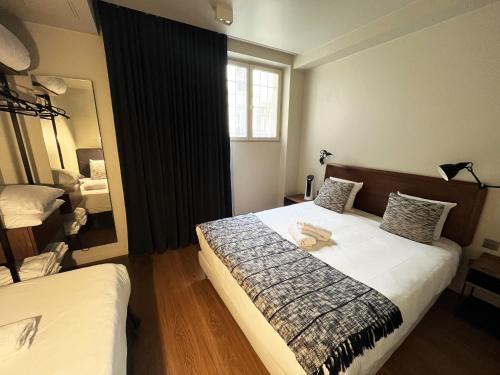 UrbanFlat 78 - 3-Bedroom Apartment for 11 Heart of Le Marais Republique