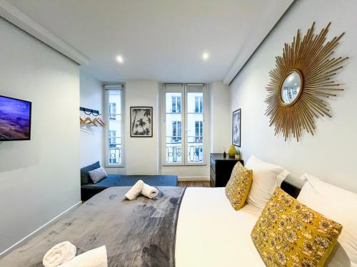 UrbanFlat 209 - Bright Air-Conditioned Studio for 3 - Heart of Paris