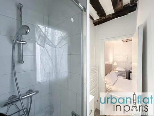 UrbanFlat 192 - Cozy Central Apartment for 4 with En-Suite Bedroom - Heart of Paris