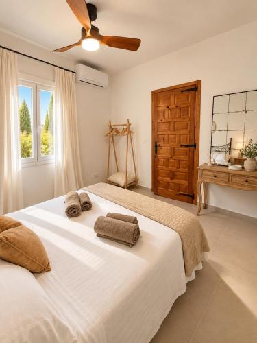 Villa in Javea with Private Pool & Mountain Views