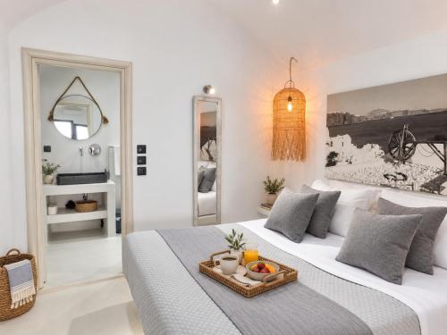 MK4 Caldera Suites