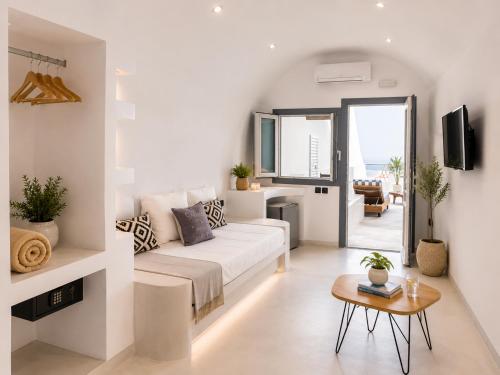 MK4 Caldera Suites