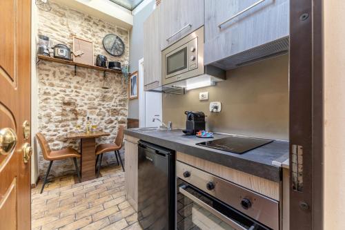 Hostly Governo Vecchio Garden Apartment Rome