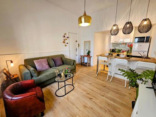 La Révolution, Bel Appartement Rénové Centre Historique climatisation