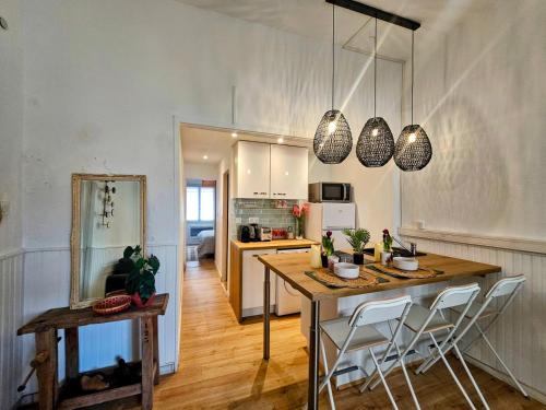 La Révolution, Bel Appartement Rénové Centre Historique climatisation