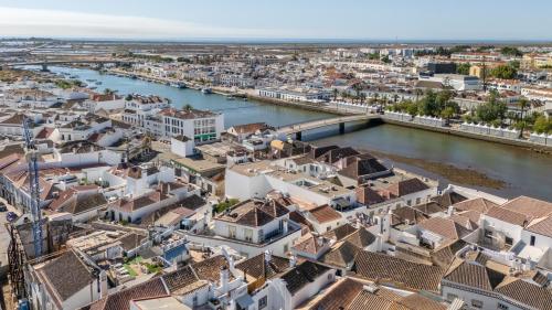 Rooftop Terrace in Tavira by LovelyStay