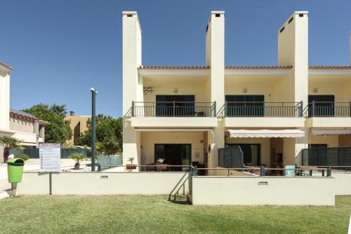Alto do Pinhal by Real Properties