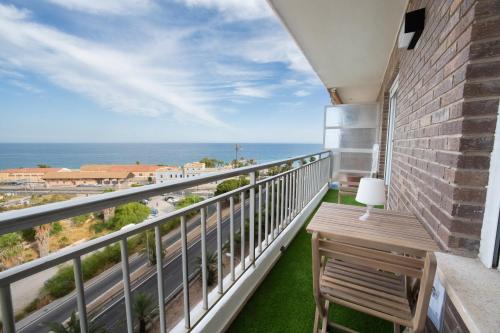Seaside Penthouse in Alicante - AC and Wifi