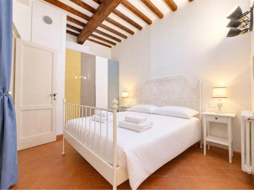 Borgo Allegri Apartment