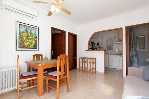 WELCS APARTAMENTOS FALCONERA con piscina