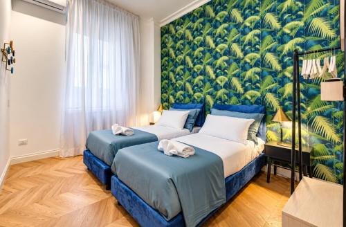 Luxury Via Veneto Apartment Walk to Spanish Steps