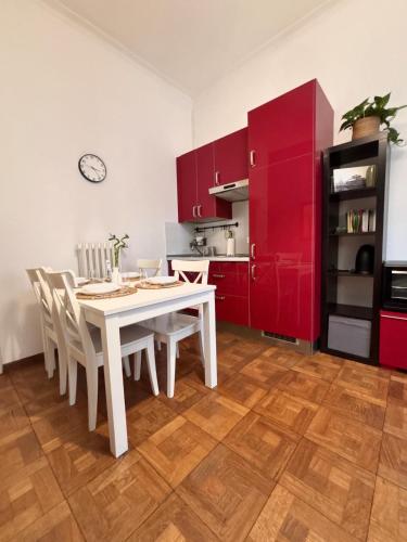 Cozy House XXII March-15 min to Duomo
