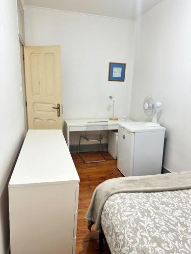 Lisbon Penha de França Guest Room
