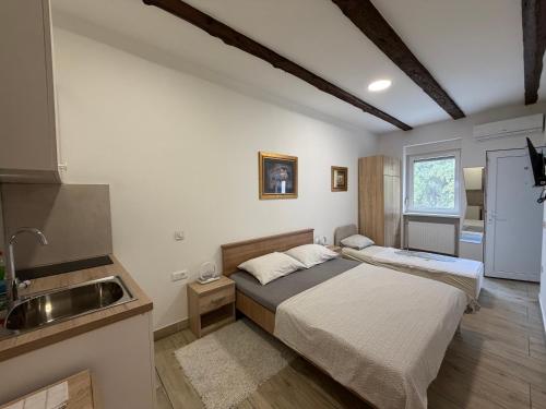 Home Away From Home - Studio apartment and Room Ilica