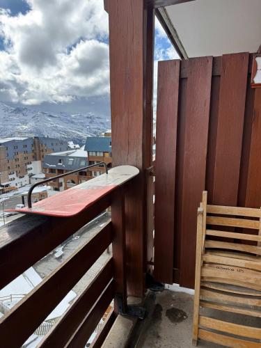 Residence Altineige, Ski In-Out with WiFi in Val Thorens, "V22" by Versant Collection