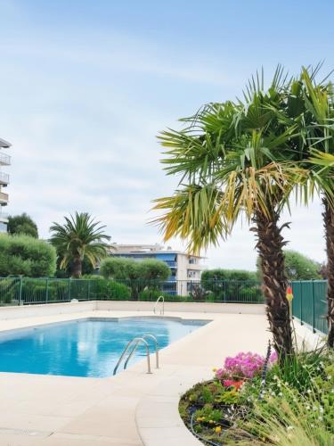 Le Grand Jardin d'Azur - Antibes - 130 m2 jardin, piscine, parking - 6-8 personnes