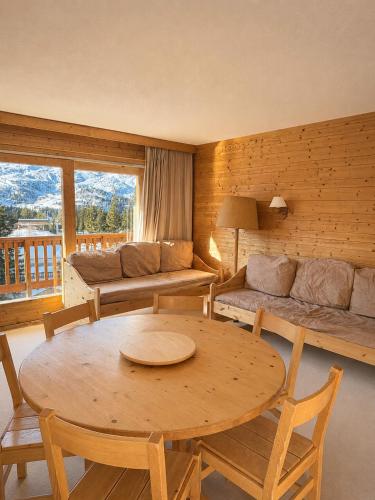 Résidence Les Cytelles - Appartement 2/3 pièces ensoleillé pour 6 personnes près du golf , très belle vue à MERIBEL ALTIPORT MAE-2704