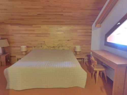 Résidence Les Cytelles - Appartement 2/3 pièces ensoleillé pour 6 personnes près du golf , très belle vue à MERIBEL ALTIPORT MAE-2704
