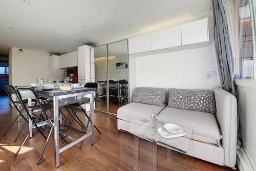 Résidence Burons - Appartement rénové · Centre station · Balcon MAE-1284