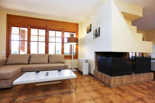 VILLA GERANIOS - Only Families