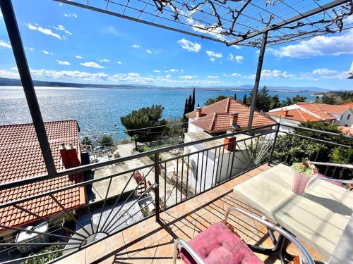 Apartments in Crikvenica 44015