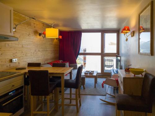 Résidence Tournavelles - Appartement 2 pièces 5 personnes à Arc 1800 au pied des pistes et des commerces, proche de l'ESF et de la garderie dans le quart MAE-5133
