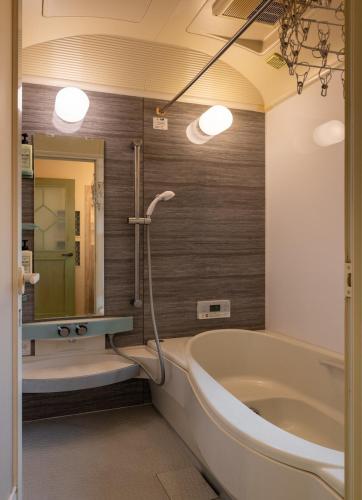 -Horikiri 4chome-Easy access to Tokyo Station, Shinjuku, and Asakusa!