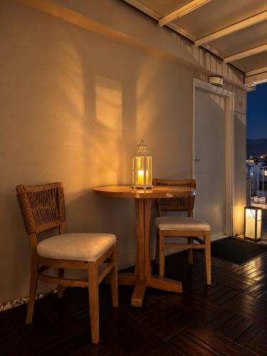 Romantic Rooftop with Acropolis View & Whirlpool!