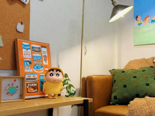 Wakyo Amaka one unit building Accommodates 11 people 2 bathrooms and 2 toilets 4minute walk to the subway station with direct access to Namba Nippombashi