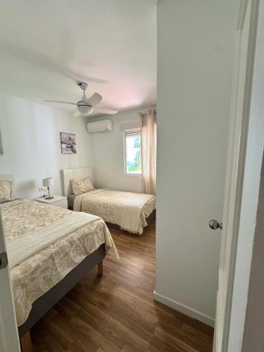 Benalmádena coastal apartment