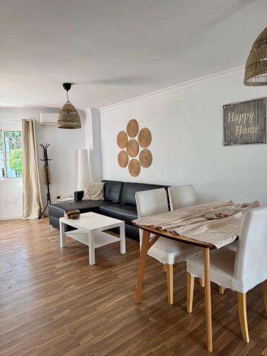 Benalmádena coastal apartment