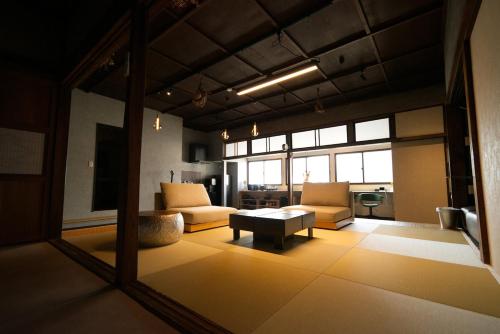 AGE -7 minutes walk from Kawaguchiko Station