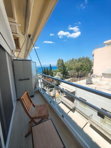 Home Lux Azura Seaside Apartment in the Heart of Loutraki