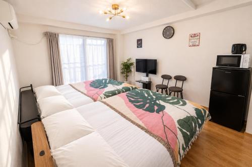 -Flats303- 1-minute walk from Okubo Station! 6-minute walk from Shin-Okubo Station! Within walking distance of Shinjuku Station!