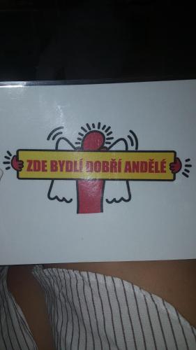 a box with a sticker on the side of it at Pension Konírna in Huntířov