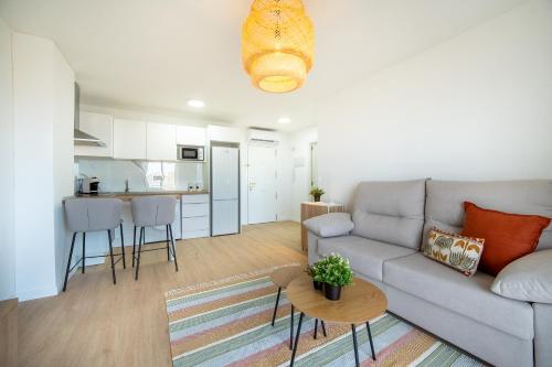 Seaside Penthouse in Alicante - AC and Wifi