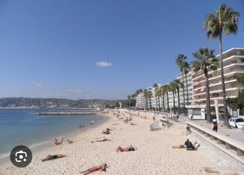 Appartement à 2 min de la plage