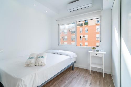 Cubo's Espronceda Malaga Apartment