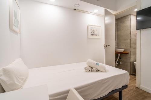 Cubo's Espronceda Malaga Apartment