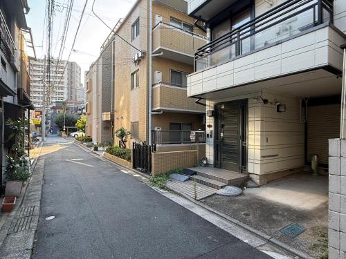 PIKA STAY Tokyo Nishi Nippori Entire 3 Bedroom House for 12