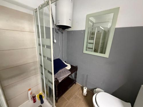 Quiet apartment in a good location with WiFi