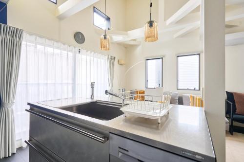 Luxury Tokyo Villa 102 sqm, Free Parking, 8 Min to Station, Near Skytree,3BR
